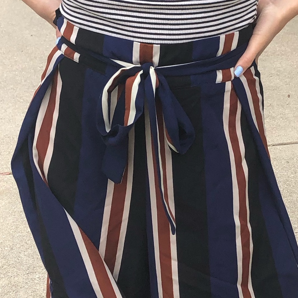 Flowy Pants - Picture 4 of 4